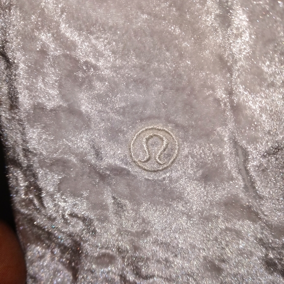 Lululemon “Ready To Crush” Crushed Velvet Joggers - Picture 10 of 10